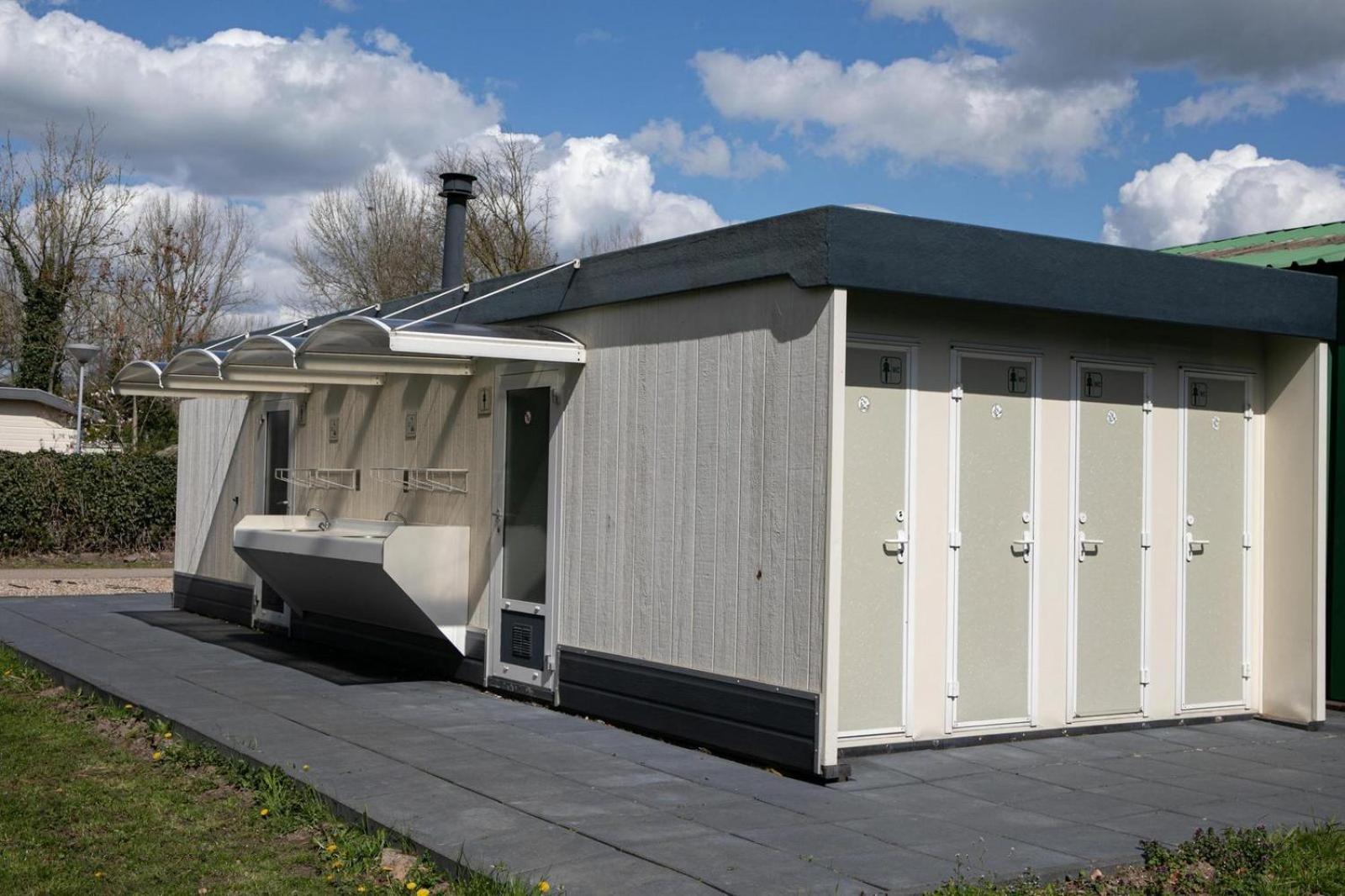 Recreatiepark En Jachthaven De Scherpenhof Terwolde Eksteriør bilde